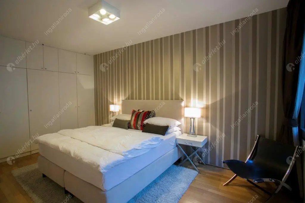 Kiadó albérlet 962000 Ft/hó áron: Budapest, V. kerület  Dorottya utca. Mérete: 95 nm, 3 szobás | Alberlet.hu - 5749598