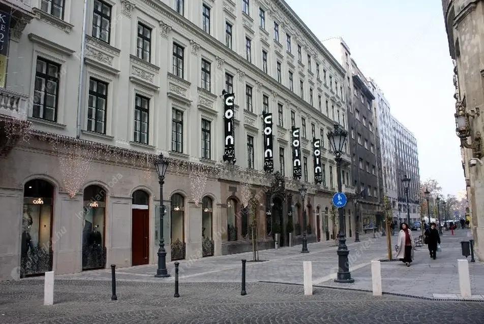 Kiadó albérlet 962000 Ft/hó áron: Budapest, V. kerület  Dorottya utca. Mérete: 95 nm, 3 szobás | Alberlet.hu - 5749606