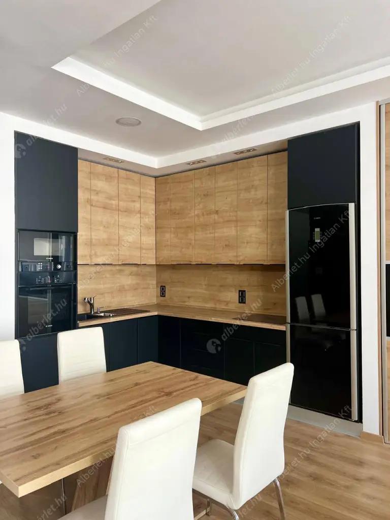 Kiadó albérlet 617000 Ft/hó áron: Budapest, V. kerület  Falk Miksa utca. Mérete: 100 nm, 3 szobás | Alberlet.hu - 6583392