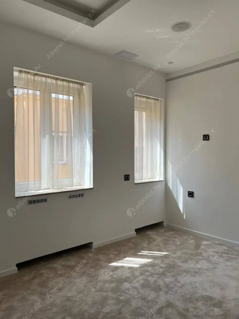 Kiadó albérlet 617000 Ft/hó áron: Budapest, V. kerület  Falk Miksa utca. Mérete: 100 nm, 3 szobás | Alberlet.hu - 6583394