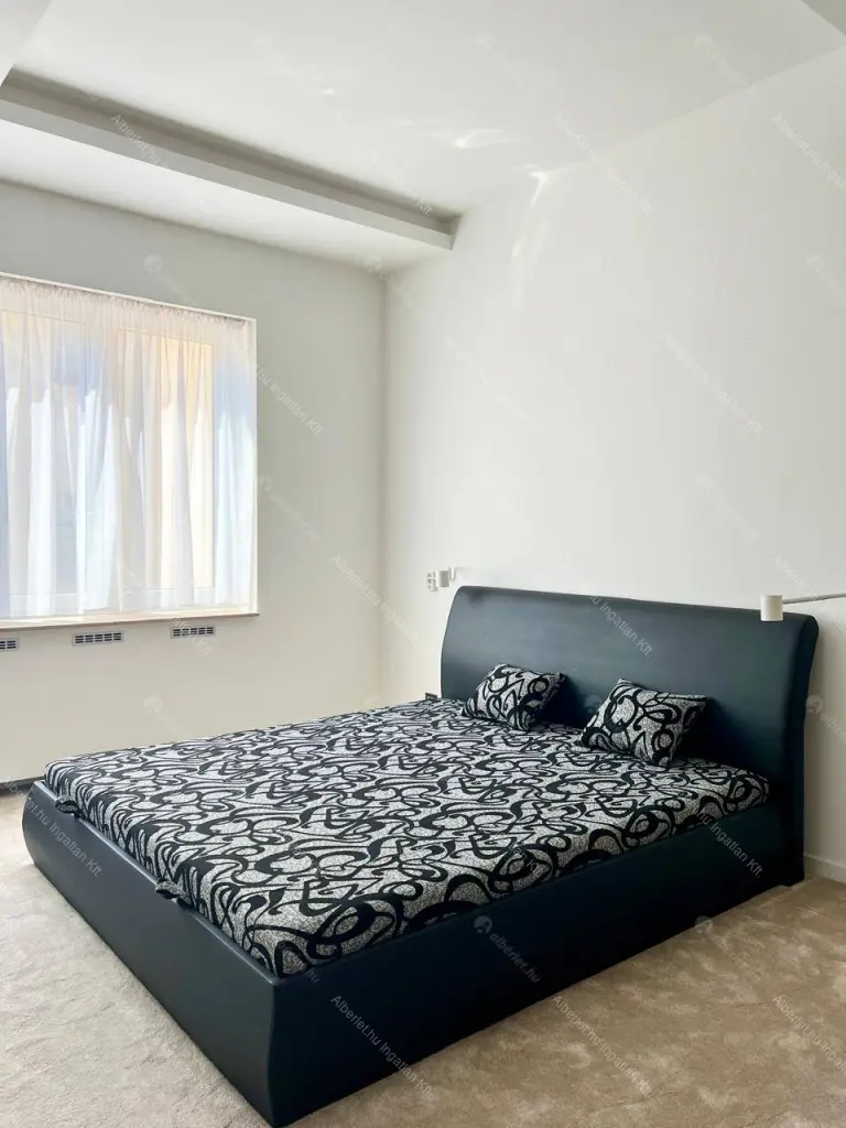 Kiadó albérlet 574000 Ft/hó áron: Budapest, V. kerület  Falk Miksa utca. Mérete: 100 nm, 3 szobás | Alberlet.hu - 6681770