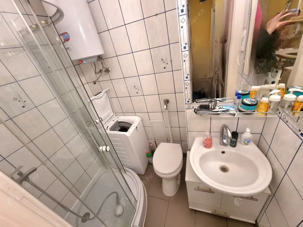 Kiadó albérlet 220000 Ft/hó áron: Budapest, V. kerület  Falk Miksa utca. Mérete: 31 nm, 1 szobás | Alberlet.hu - 6615349