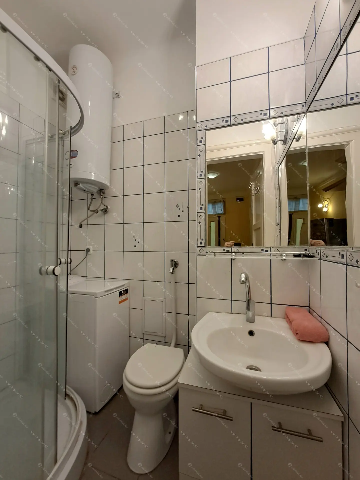 Kiadó albérlet 190000 Ft/hó áron: Budapest, V. kerület  Falk Miksa utca. Mérete: 33 nm, 1 szobás | Alberlet.hu - 6353291