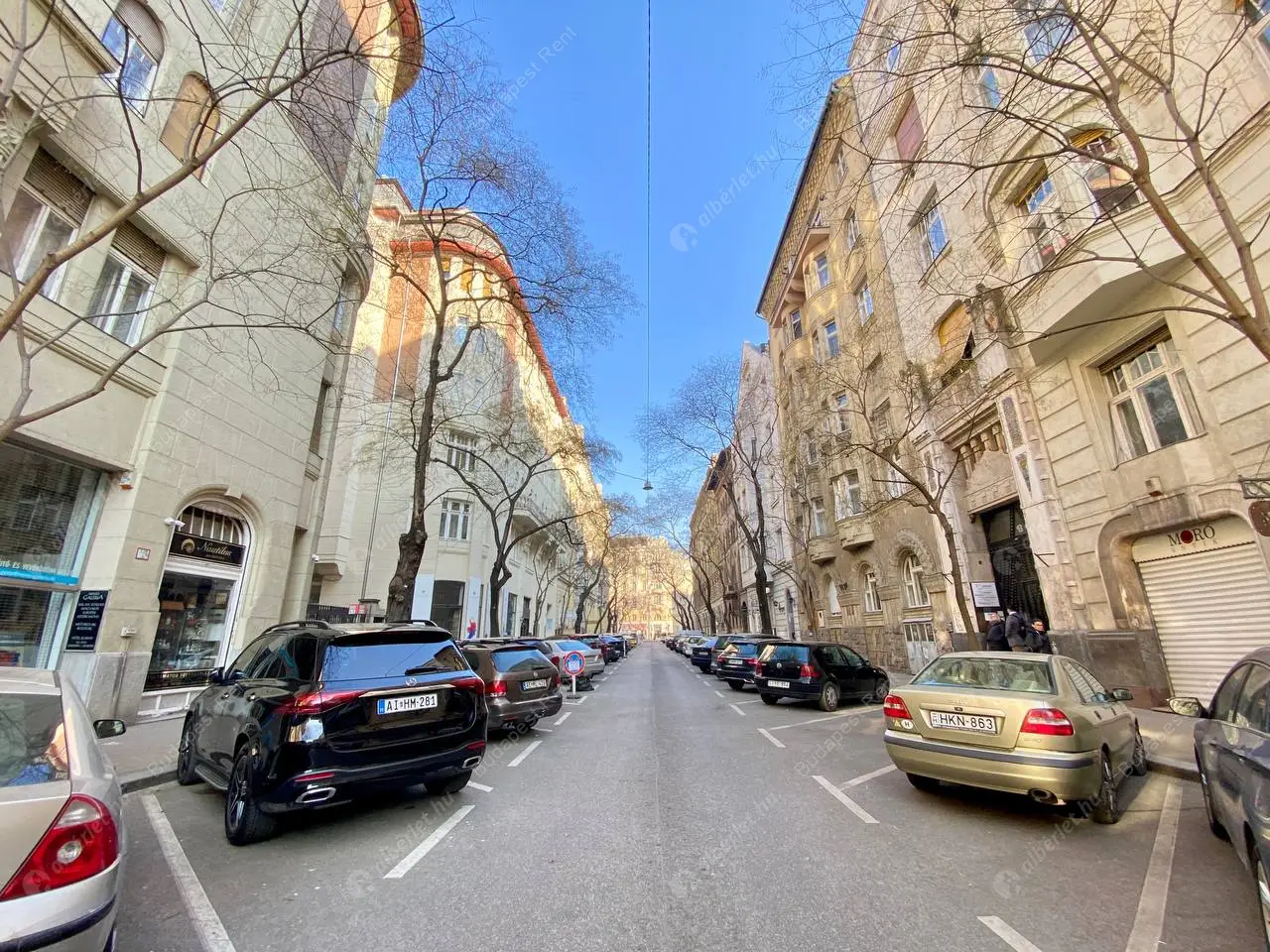 Kiadó albérlet 388000 Ft/hó áron: Budapest, V. kerület  Falk Miksa utca. Mérete: 54 nm, 2 szobás | Alberlet.hu - 6402429