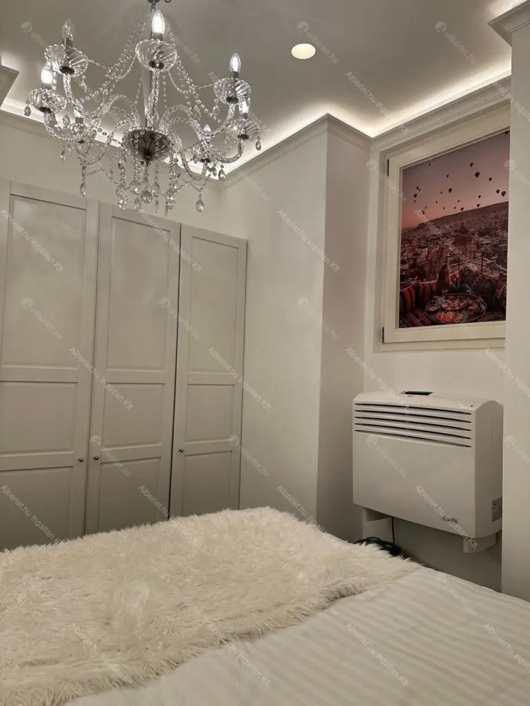 Kiadó albérlet 390000 Ft/hó áron: Budapest, V. kerület  Falk Miksa utca. Mérete: 59 nm, 2 szobás | Alberlet.hu - 6670885