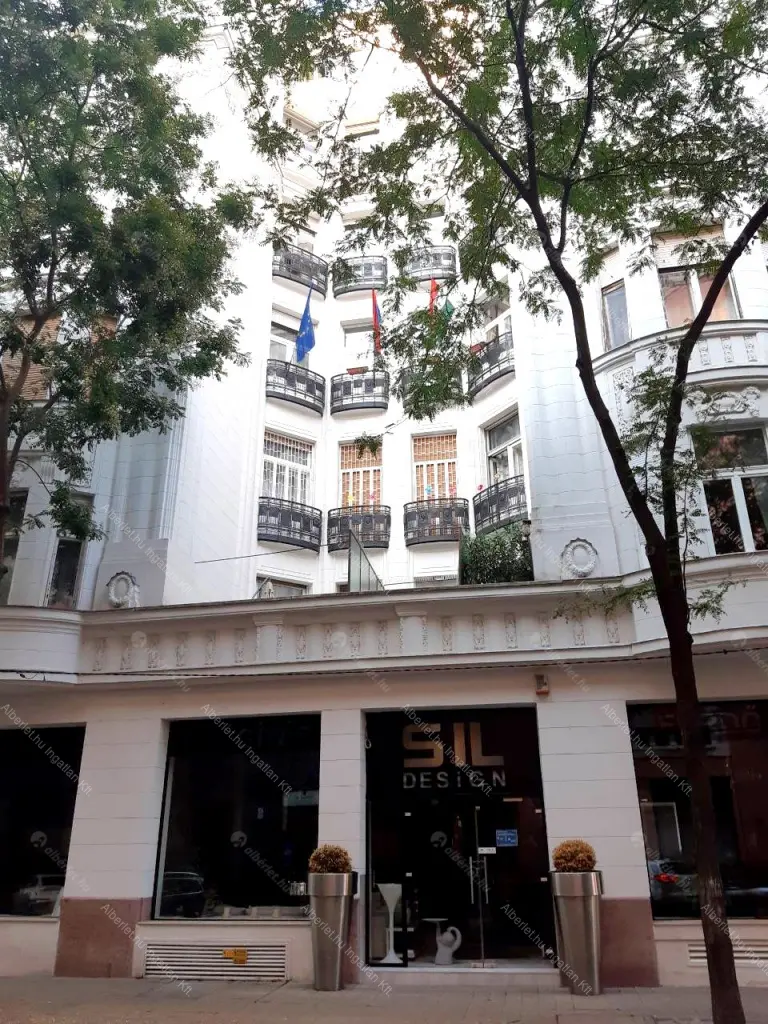 Kiadó albérlet 330000 Ft/hó áron: Budapest, V. kerület  Falk Miksa utca. Mérete: 70 nm, 3 szobás | Alberlet.hu - 6650211