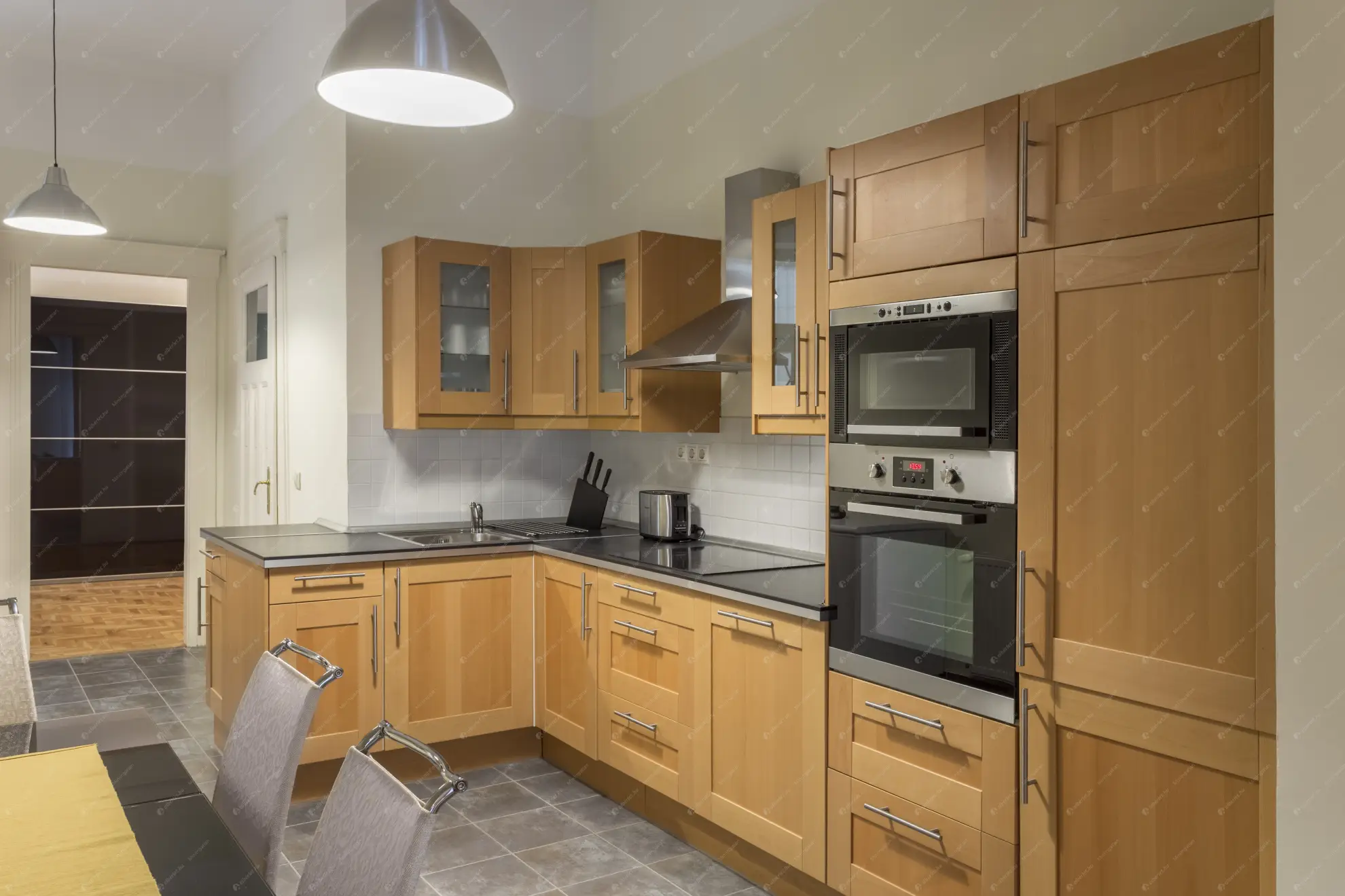 Kiadó albérlet 538000 Ft/hó áron: Budapest, V. kerület  Falk Miksa utca. Mérete: 90 nm, 3 szobás | Alberlet.hu - 6587925