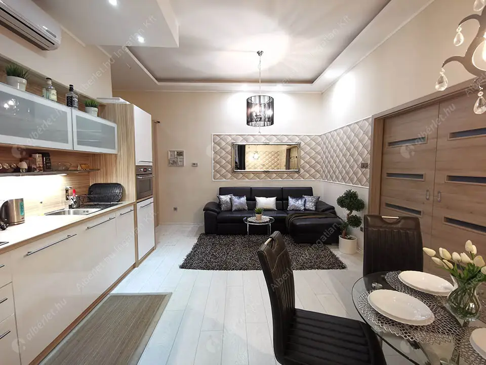 Kiadó albérlet 490000 Ft/hó áron: Budapest, V. kerület  Ferenciek tere. Mérete: 62 nm, 3 szobás | Alberlet.hu - 6520399