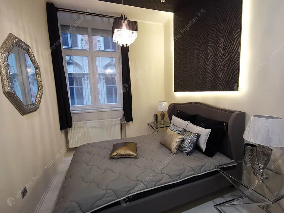 Kiadó albérlet 490000 Ft/hó áron: Budapest, V. kerület  Ferenciek tere. Mérete: 62 nm, 3 szobás | Alberlet.hu - 6625479