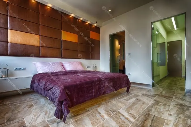 Kiadó albérlet 779000 Ft/hó áron: Budapest, V. kerület  Galamb utca. Mérete: 100 nm, 3 szobás | Alberlet.hu - 6685424