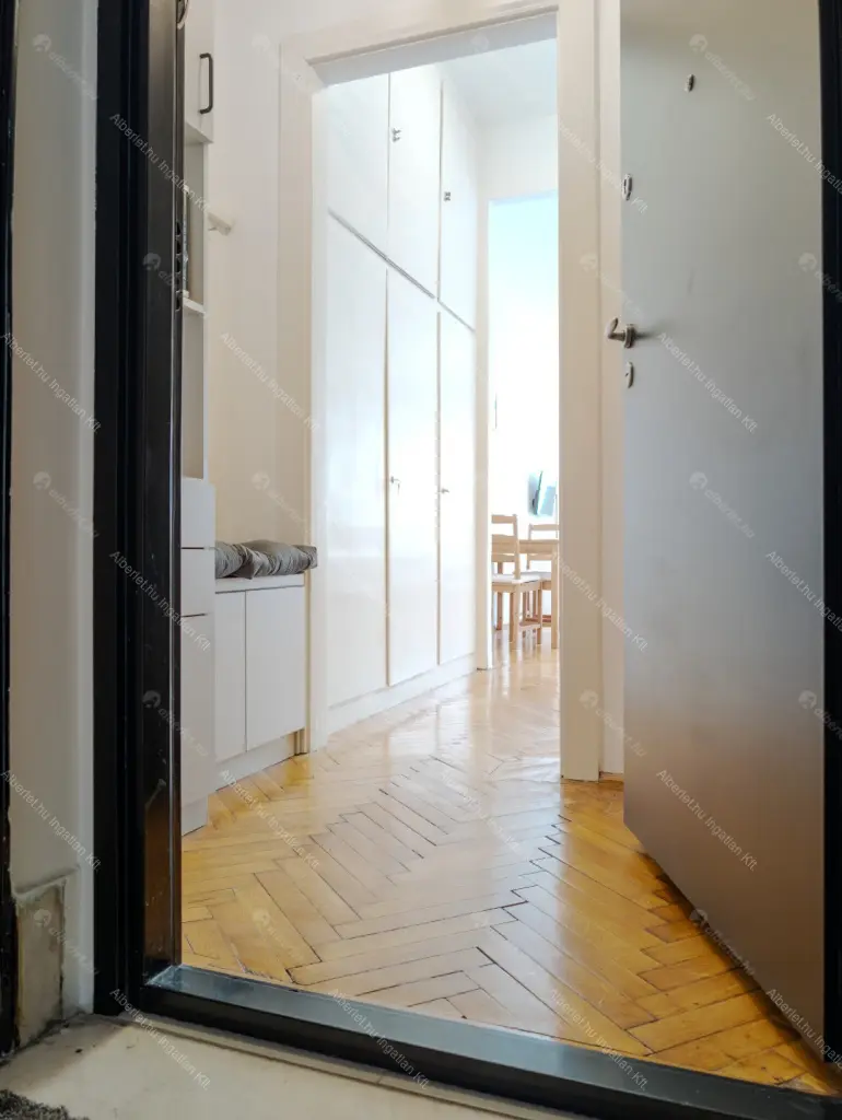 Kiadó albérlet 255000 Ft/hó áron: Budapest, V. kerület  Galamb utca. Mérete: 35 nm, 1 szobás | Alberlet.hu - 6702098