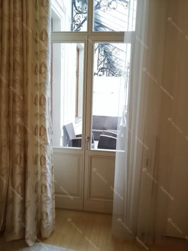 Kiadó albérlet 660000 Ft/hó áron: Budapest, V. kerület  Garibaldi utca. Mérete: 90 nm, 3 szobás | Alberlet.hu - 6272861