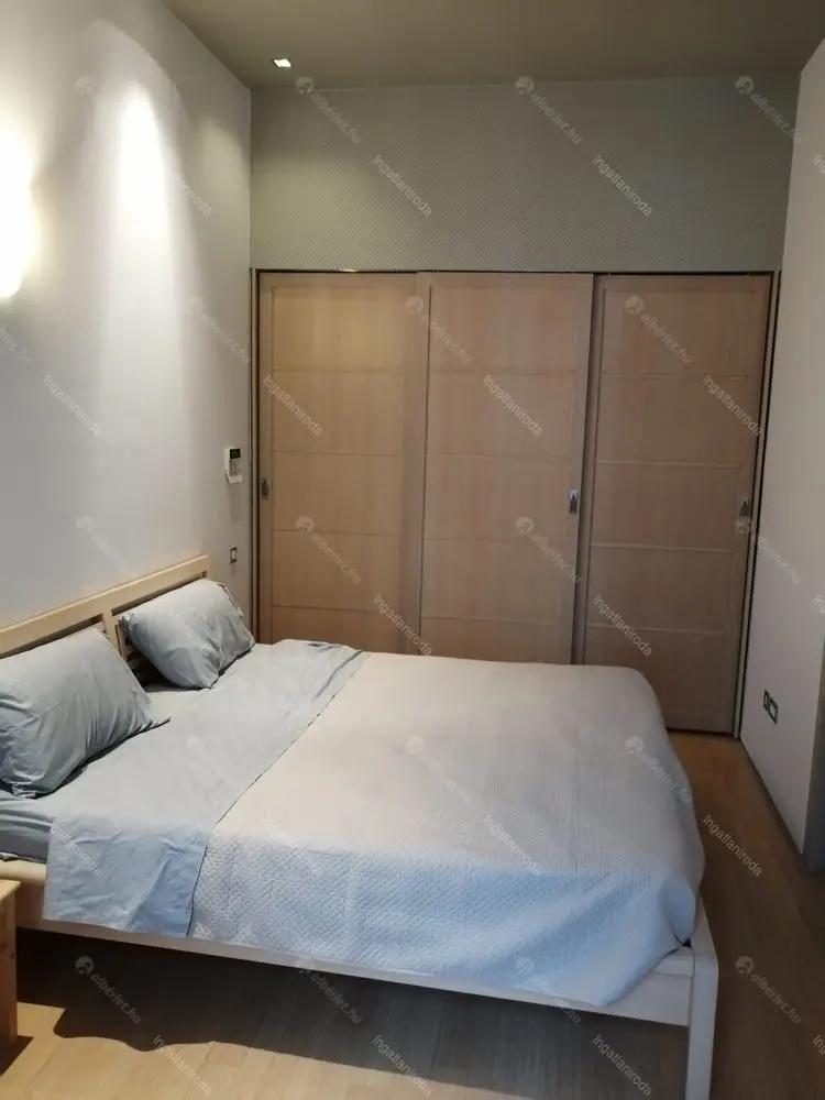 Kiadó albérlet 660000 Ft/hó áron: Budapest, V. kerület  Garibaldi utca. Mérete: 90 nm, 3 szobás | Alberlet.hu - 6272865