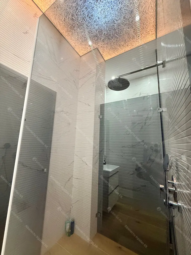 Kiadó albérlet 789000 Ft/hó áron: Budapest, V. kerület  Garibaldi utca. Mérete: 94 nm, 3 szobás | Alberlet.hu - 6684618