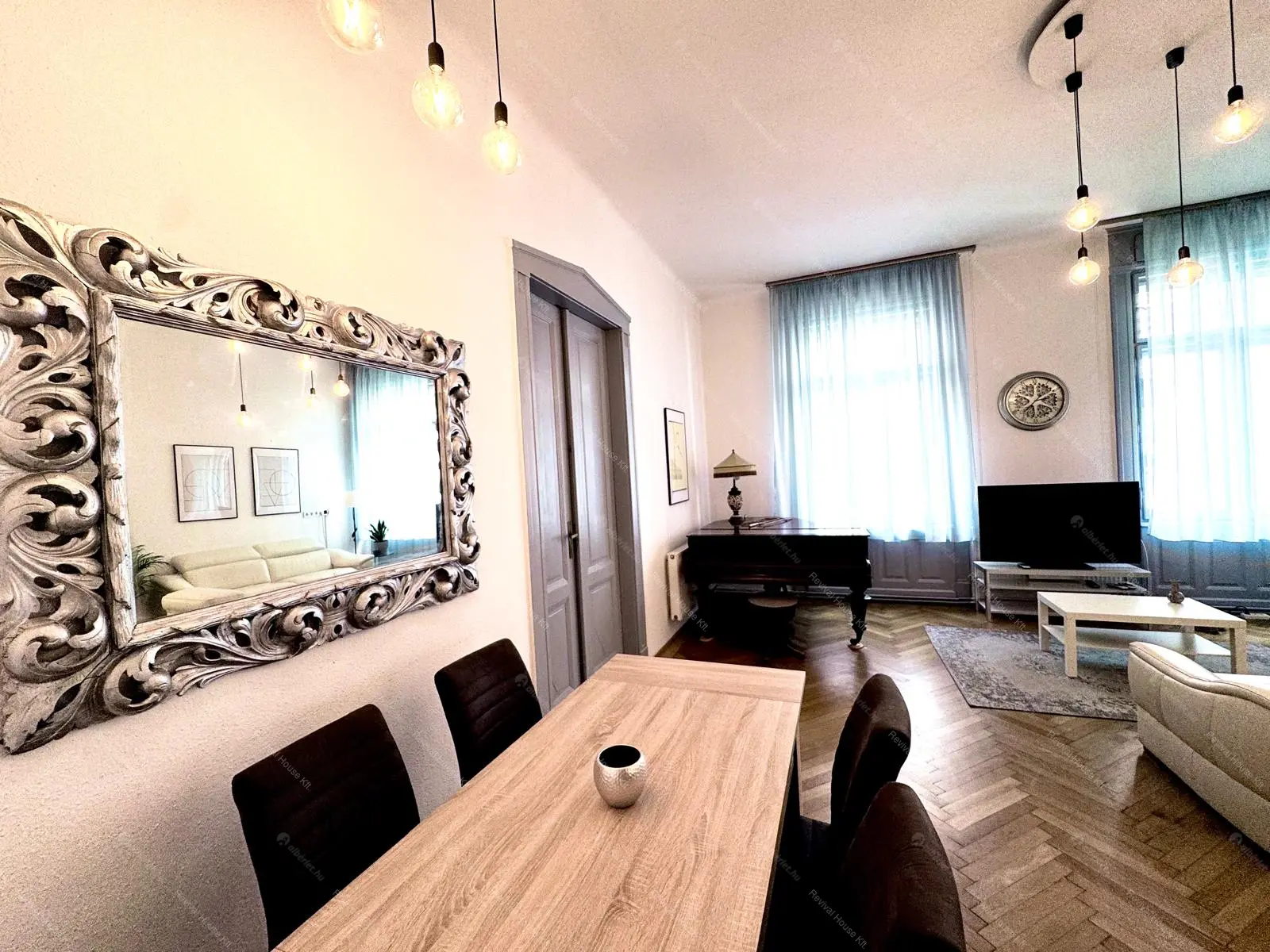 Kiadó albérlet 559000 Ft/hó áron: Budapest, V. kerület  Haris köz. Mérete: 100 nm, 3 szobás | Alberlet.hu - 6656038