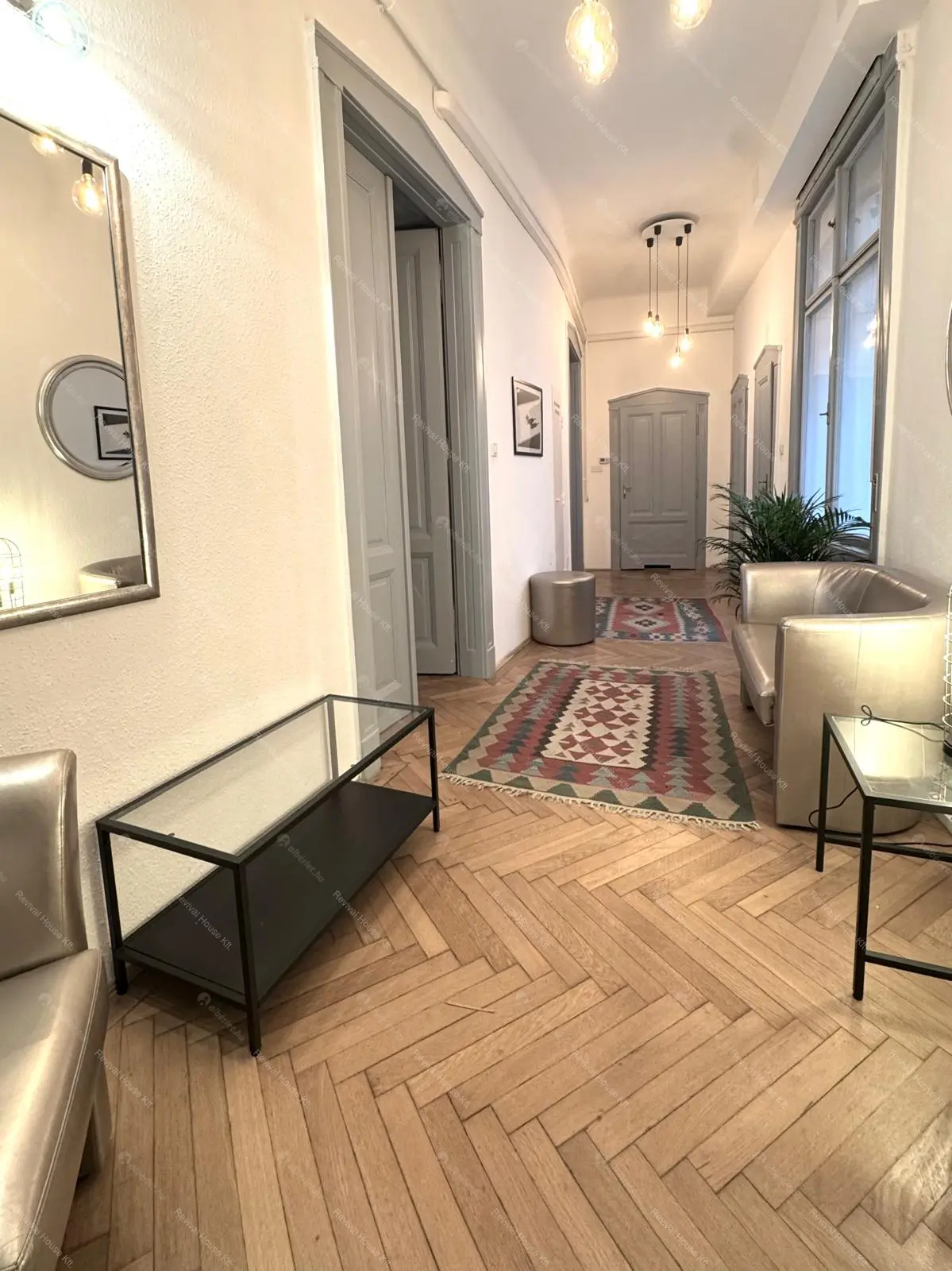 Kiadó albérlet 559000 Ft/hó áron: Budapest, V. kerület  Haris köz. Mérete: 100 nm, 3 szobás | Alberlet.hu - 6656041