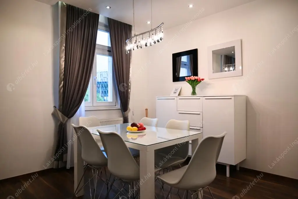 Kiadó albérlet 725000 Ft/hó áron: Budapest, V. kerület  Harmincad utca. Mérete: 100 nm, 4 szobás | Alberlet.hu - 6561560