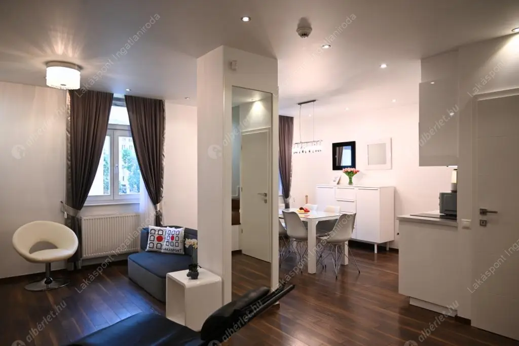 Kiadó albérlet 725000 Ft/hó áron: Budapest, V. kerület  Harmincad utca. Mérete: 100 nm, 4 szobás | Alberlet.hu - 6561564