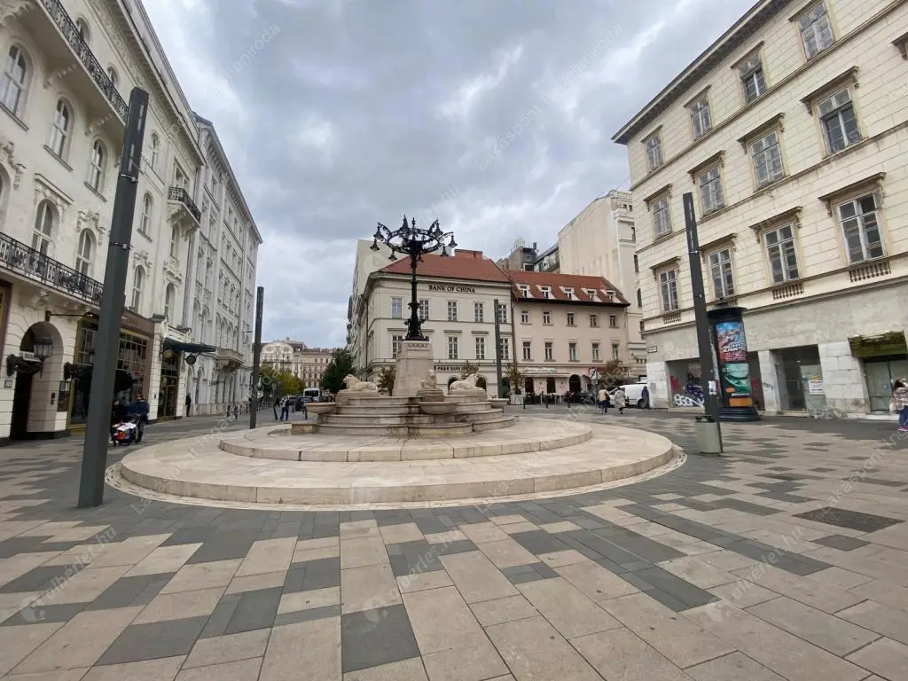 Kiadó albérlet 725000 Ft/hó áron: Budapest, V. kerület  Harmincad utca. Mérete: 100 nm, 4 szobás | Alberlet.hu - 6561578