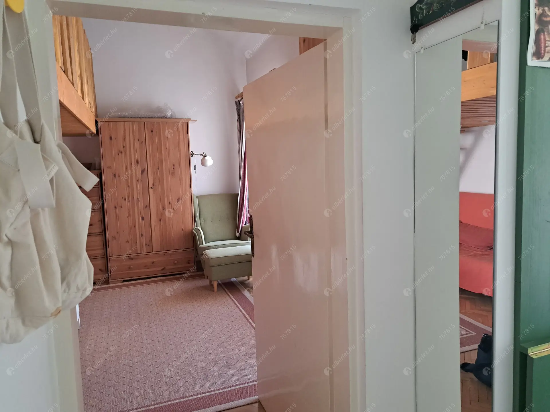 Kiadó albérlet 180000 Ft/hó áron: Budapest, V. kerület  Henszlmann Imre utca. Mérete: 25 nm, 1 szobás | Alberlet.hu - 6531304