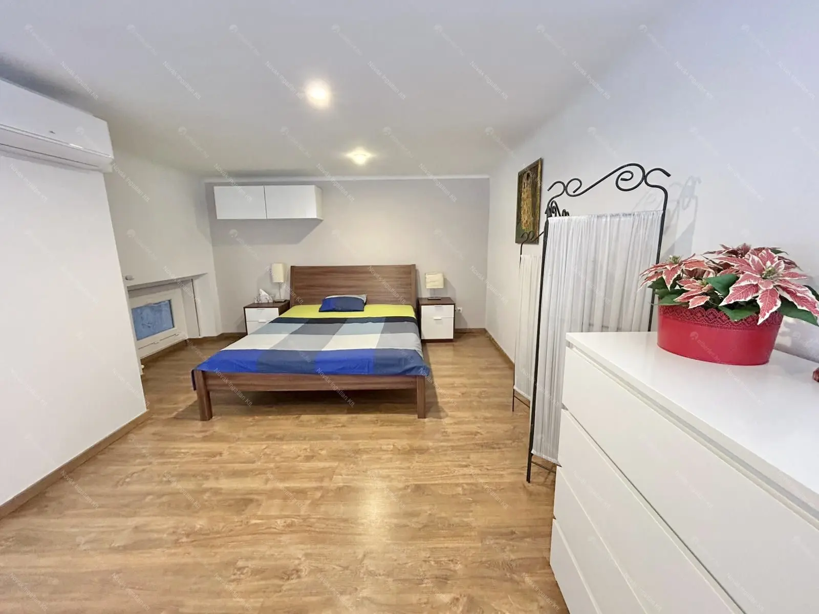 Kiadó albérlet 299000 Ft/hó áron: Budapest, V. kerület  Henszlmann Imre utca. Mérete: 50 nm, 2 szobás | Alberlet.hu - 6655797