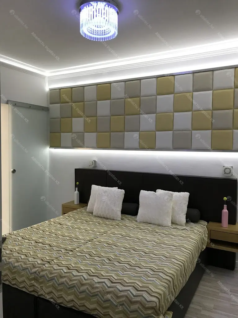 Kiadó albérlet 600000 Ft/hó áron: Budapest, V. kerület  Hercegprímás utca. Mérete: 67 nm, 3 szobás | Alberlet.hu - 6681572