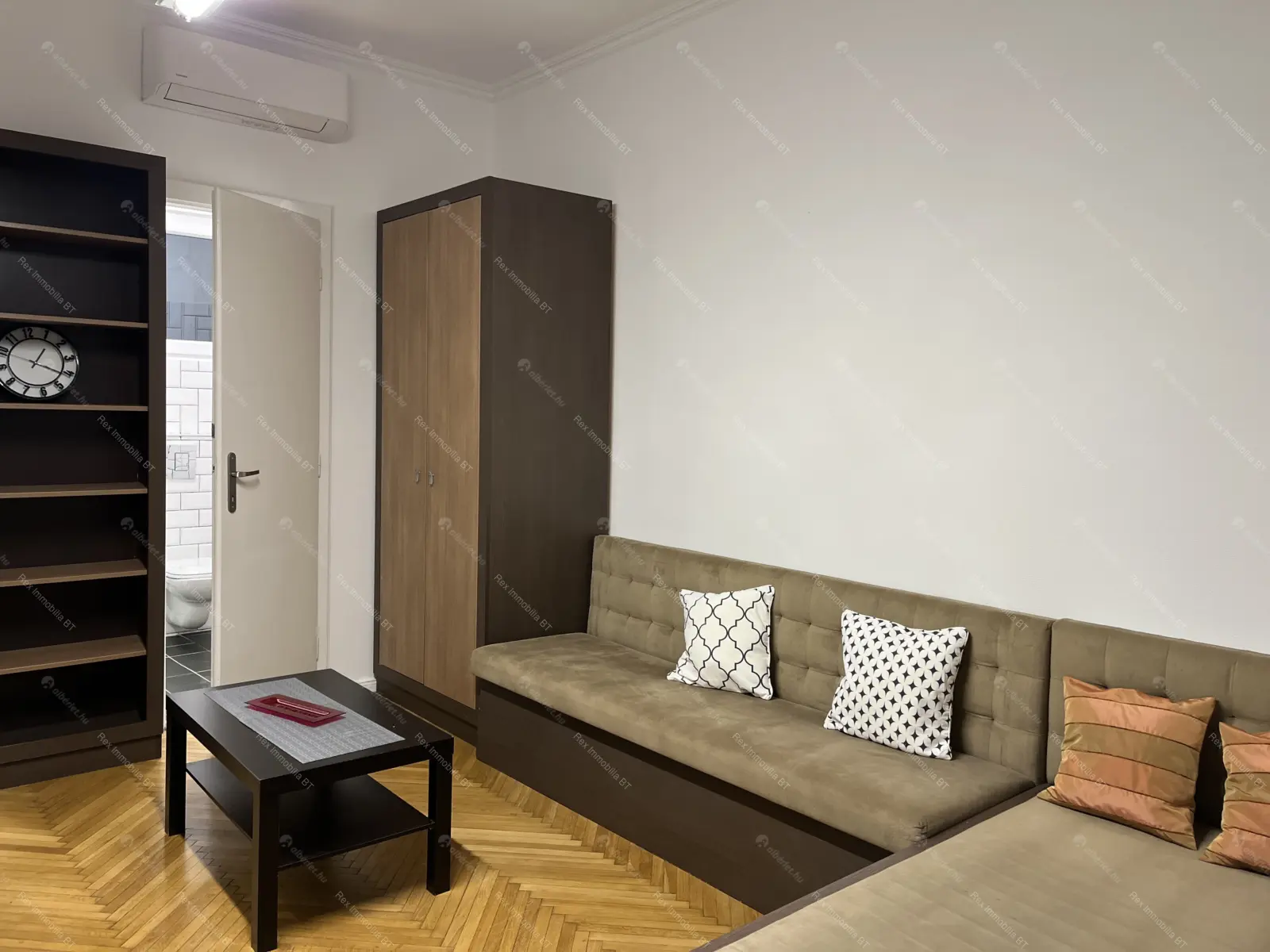 Kiadó albérlet 195000 Ft/hó áron: Budapest, V. kerület  Honvéd . Mérete: 37 nm, 1 szobás | Alberlet.hu - 6675443