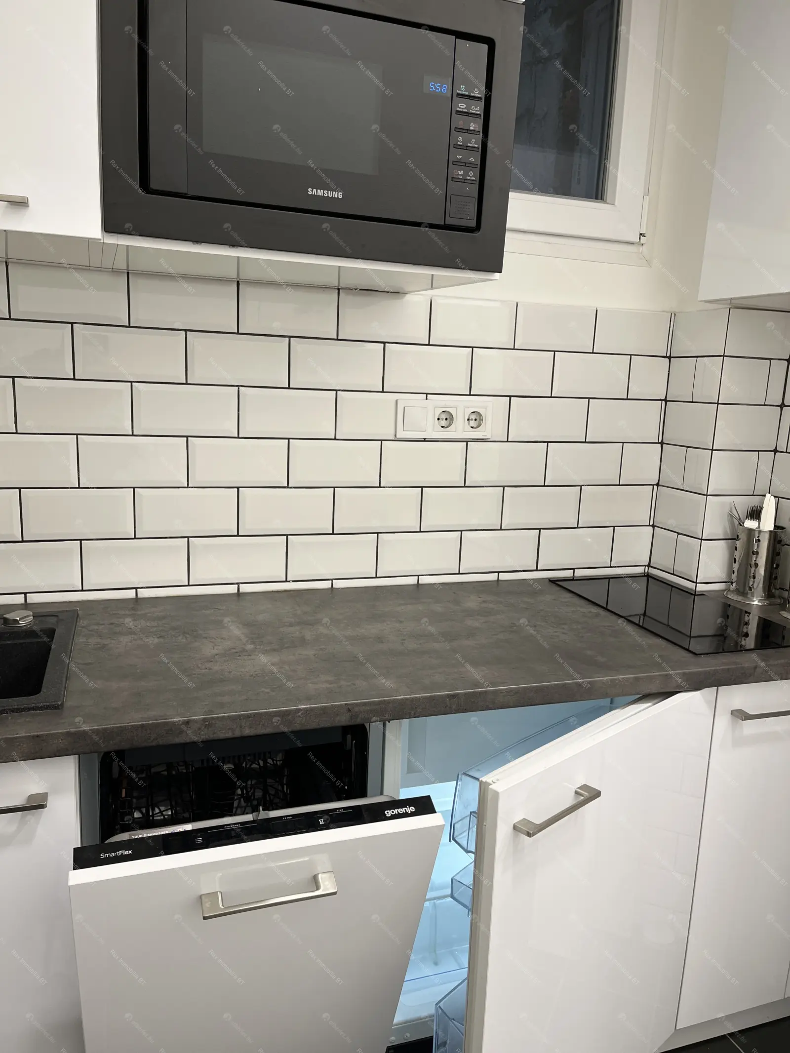 Kiadó albérlet 195000 Ft/hó áron: Budapest, V. kerület  Honvéd . Mérete: 37 nm, 1 szobás | Alberlet.hu - 6675447