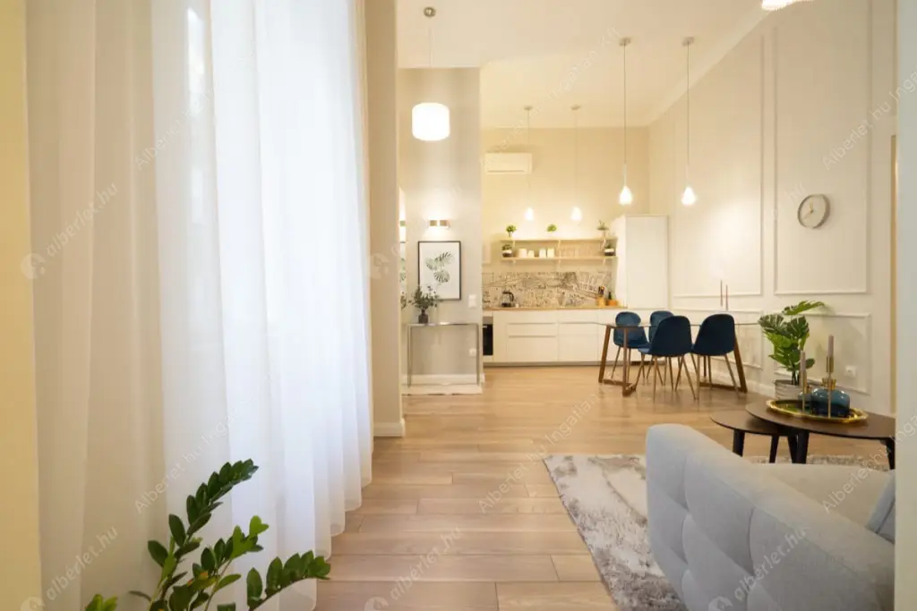 Kiadó albérlet 363000 Ft/hó áron: Budapest, V. kerület  Honvéd utca. Mérete: 54 nm, 2 szobás | Alberlet.hu - 6633382