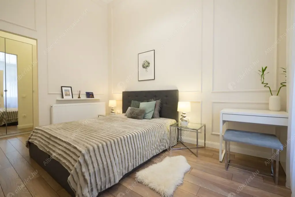 Kiadó albérlet 363000 Ft/hó áron: Budapest, V. kerület  Honvéd utca. Mérete: 54 nm, 2 szobás | Alberlet.hu - 6633384