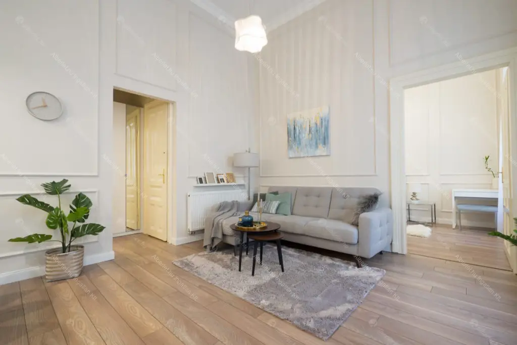 Kiadó albérlet 357000 Ft/hó áron: Budapest, V. kerület  Honvéd utca. Mérete: 54 nm, 2 szobás | Alberlet.hu - 6640568