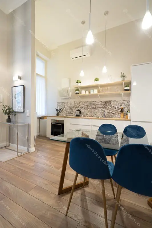 Kiadó albérlet 357000 Ft/hó áron: Budapest, V. kerület  Honvéd utca. Mérete: 54 nm, 2 szobás | Alberlet.hu - 6640575