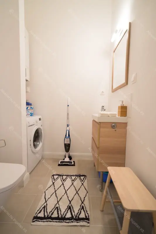 Kiadó albérlet 357000 Ft/hó áron: Budapest, V. kerület  Honvéd utca. Mérete: 54 nm, 2 szobás | Alberlet.hu - 6640578