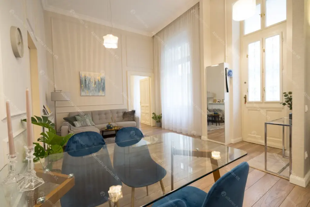 Kiadó albérlet 357000 Ft/hó áron: Budapest, V. kerület  Honvéd utca. Mérete: 54 nm, 2 szobás | Alberlet.hu - 6640580