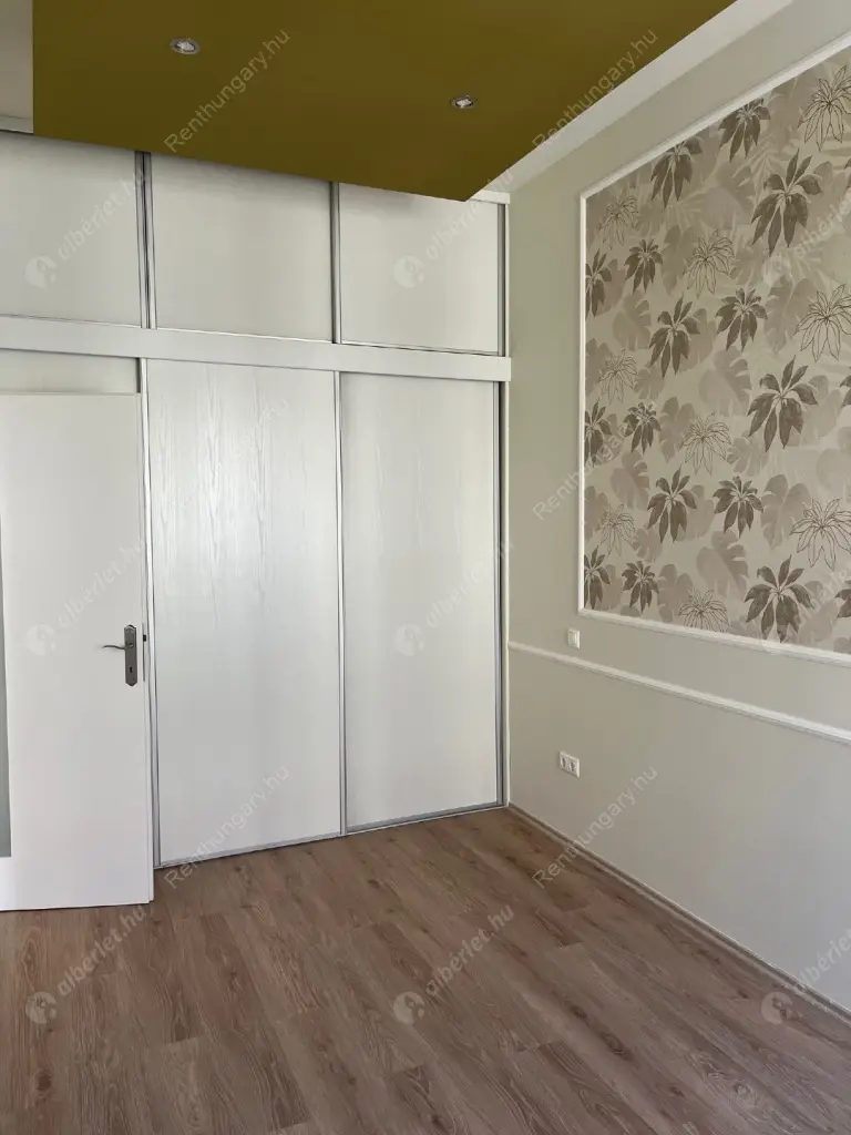 Kiadó albérlet 320000 Ft/hó áron: Budapest, V. kerület  Honvéd utca. Mérete: 56 nm, 2 szobás | Alberlet.hu - 6527992