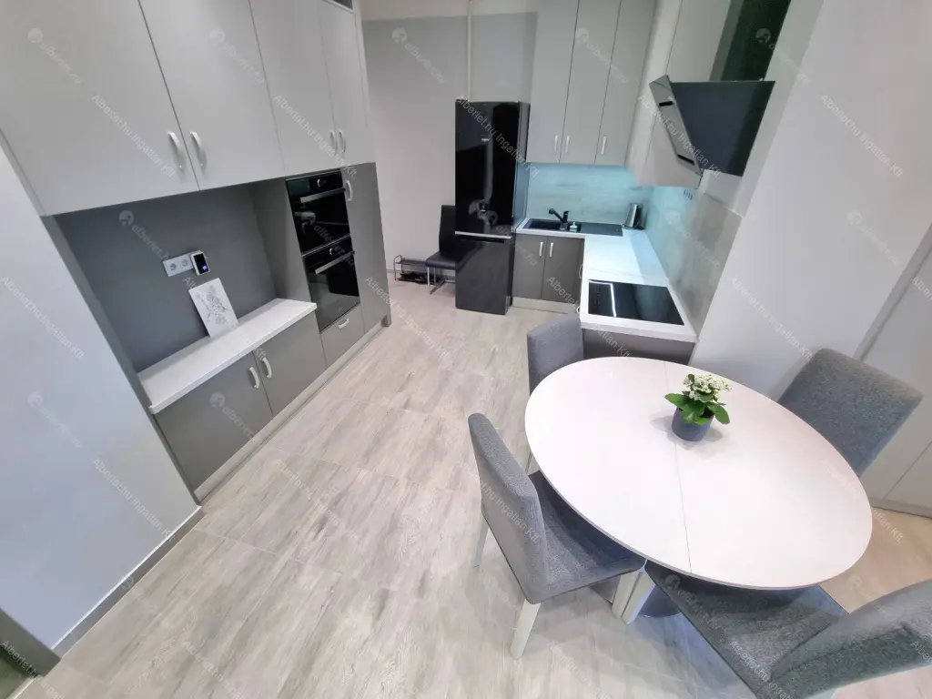 Kiadó albérlet 599000 Ft/hó áron: Budapest, V. kerület  Honvéd utca. Mérete: 72 nm, 3 szobás | Alberlet.hu - 6692135