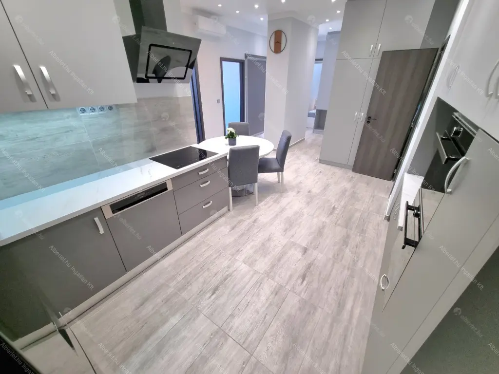 Kiadó albérlet 599000 Ft/hó áron: Budapest, V. kerület  Honvéd utca. Mérete: 72 nm, 3 szobás | Alberlet.hu - 6692151