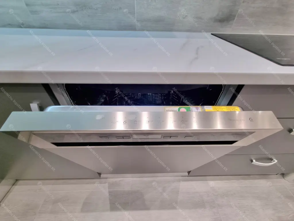 Kiadó albérlet 599000 Ft/hó áron: Budapest, V. kerület  Honvéd utca. Mérete: 72 nm, 3 szobás | Alberlet.hu - 6692153