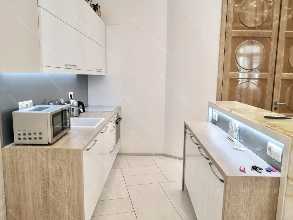 Kiadó albérlet 611000 Ft/hó áron: Budapest, V. kerület  Irányi utca. Mérete: 100 nm, 3 szobás | Alberlet.hu - 6639849