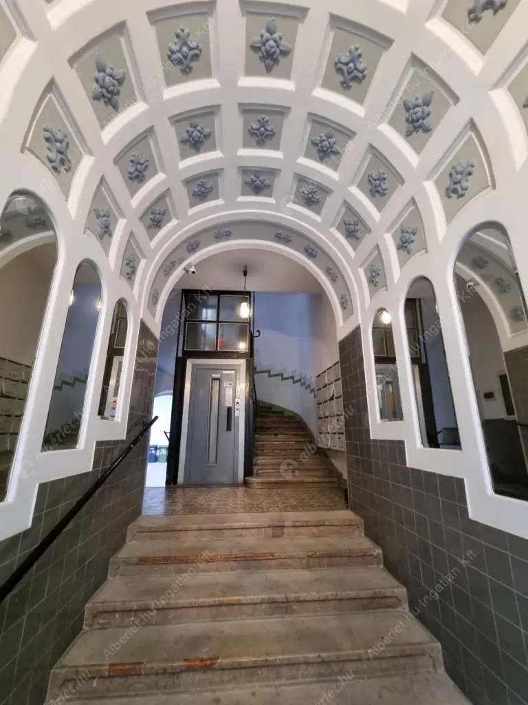 Kiadó albérlet 690000 Ft/hó áron: Budapest, V. kerület  Irányi utca. Mérete: 73 nm, 2 szobás | Alberlet.hu - 6615378