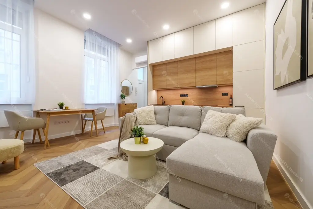 Kiadó albérlet 385000 Ft/hó áron: Budapest, V. kerület  József Attila utca. Mérete: 41 nm, 2 szobás | Alberlet.hu - 6652005