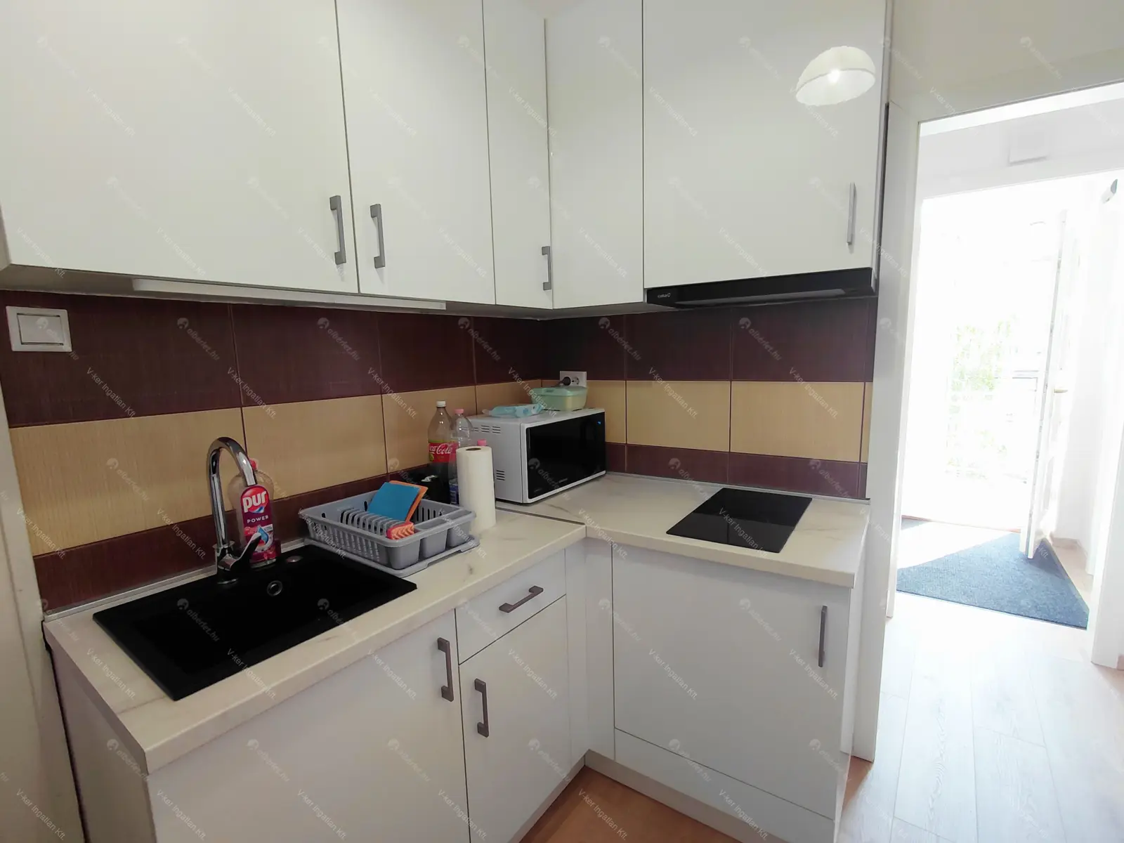 Kiadó albérlet 320000 Ft/hó áron: Budapest, V. kerület  József Attila utca. Mérete: 48 nm, 1 szobás | Alberlet.hu - 6703100