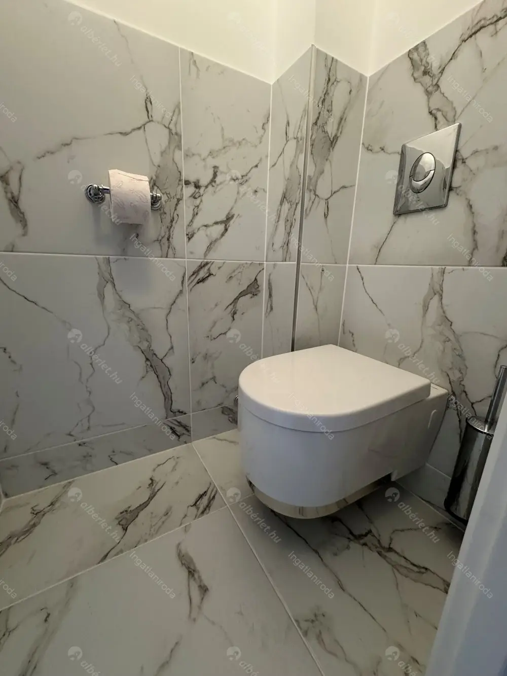 Kiadó albérlet 320000 Ft/hó áron: Budapest, V. kerület  József Attila utca. Mérete: 50 nm, 1 szobás | Alberlet.hu - 6585060