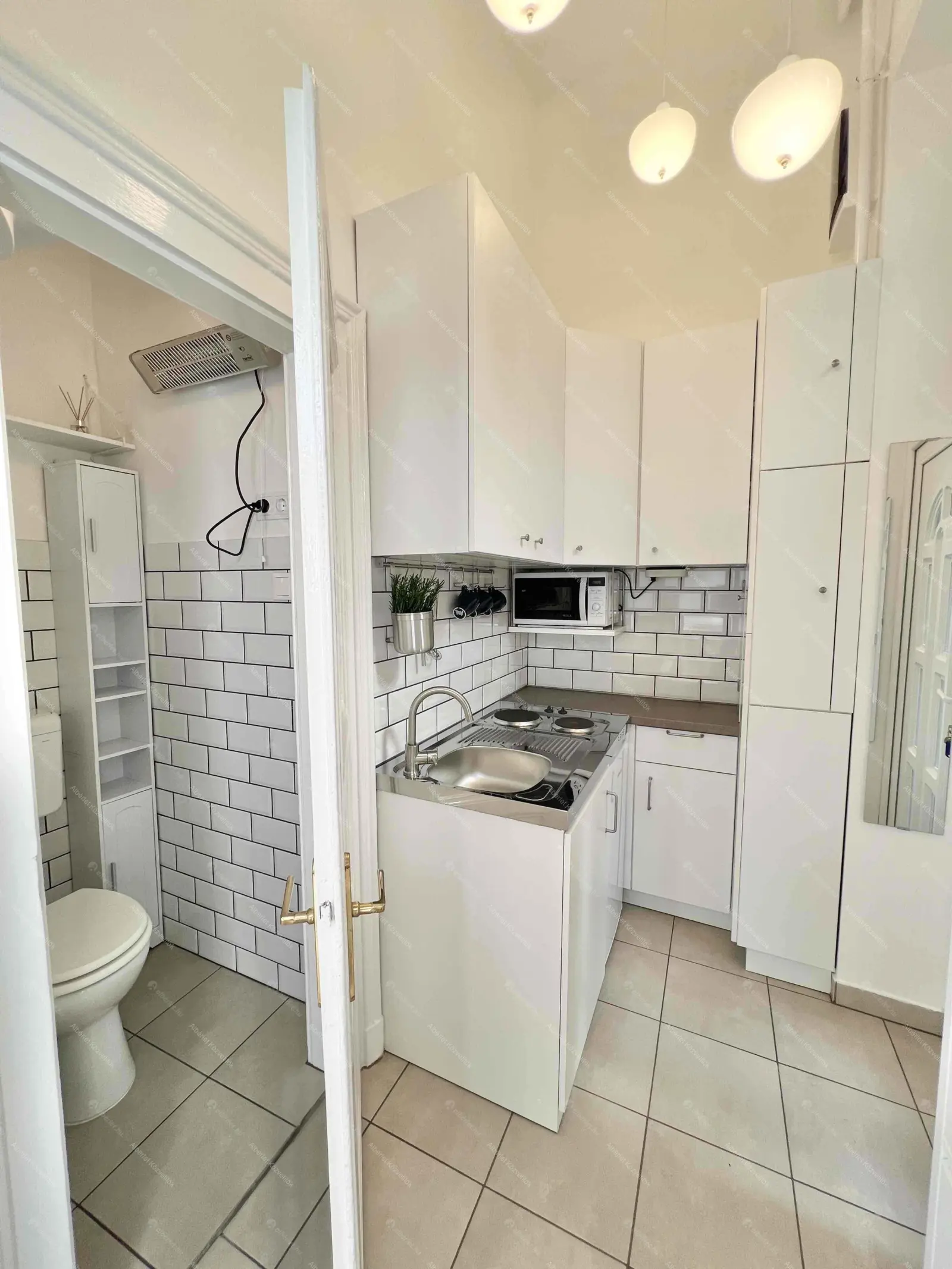 Kiadó albérlet 220000 Ft/hó áron: Budapest, V. kerület  József nádor tér. Mérete: 22 nm, 1 szobás | Alberlet.hu - 6677616