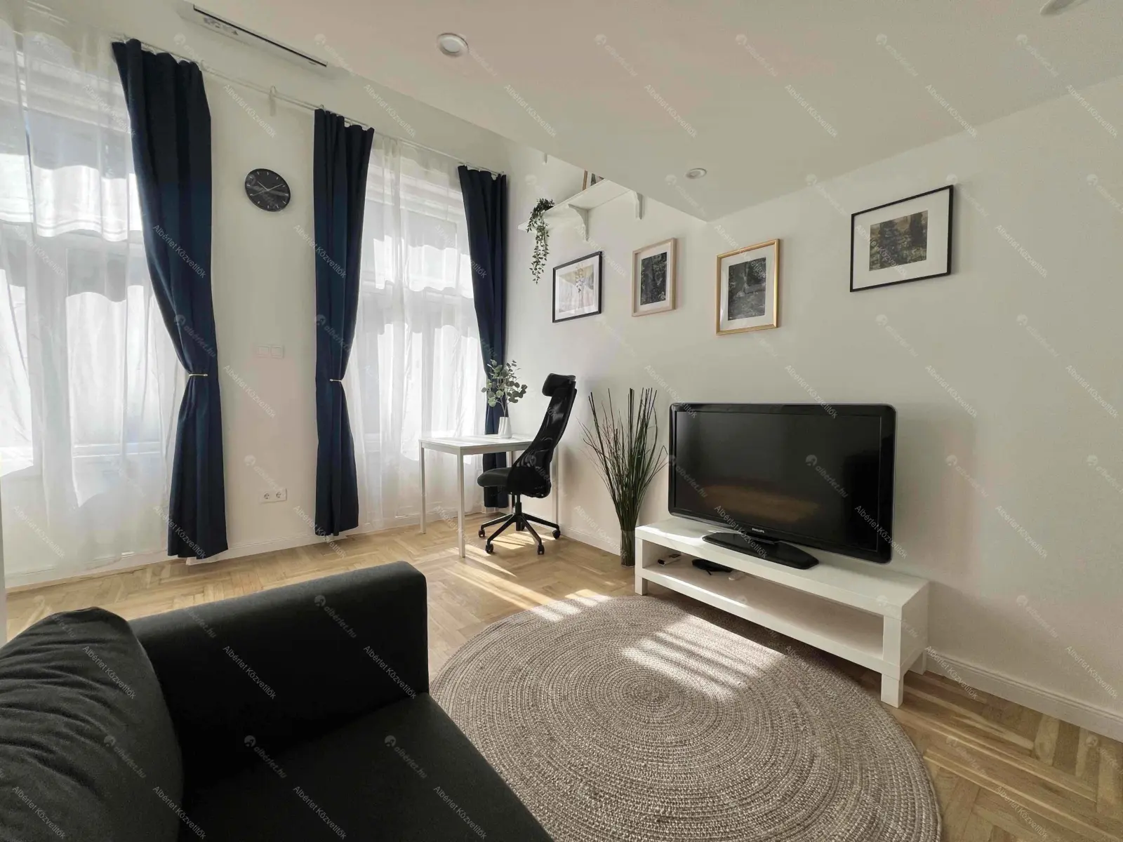 Kiadó albérlet 220000 Ft/hó áron: Budapest, V. kerület  József nádor tér. Mérete: 22 nm, 1 szobás | Alberlet.hu - 6677626