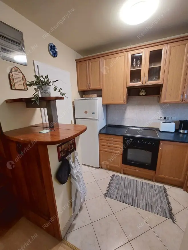 Kiadó albérlet 370000 Ft/hó áron: Budapest, V. kerület  József nádor tér. Mérete: 59 nm, 2 szobás | Alberlet.hu - 6594477