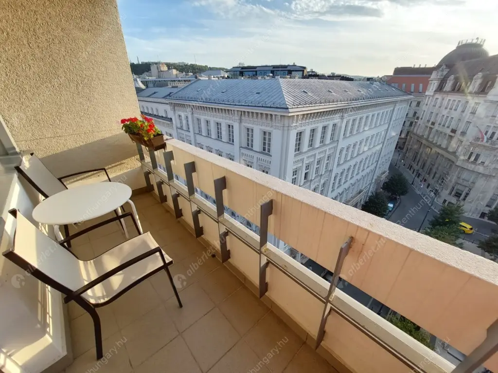 Kiadó albérlet 330000 Ft/hó áron: Budapest, V. kerület  József nádor tér. Mérete: 59 nm, 2 szobás | Alberlet.hu - 6601797