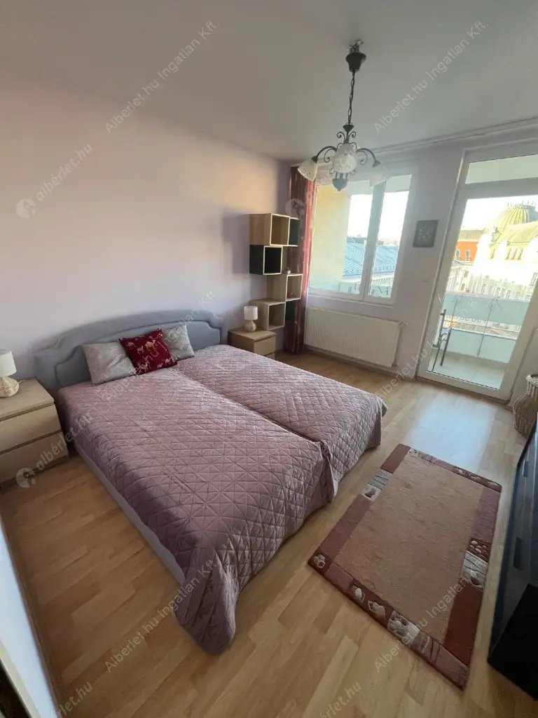 Kiadó albérlet 390000 Ft/hó áron: Budapest, V. kerület  József nádor tér. Mérete: 59 nm, 2 szobás | Alberlet.hu - 6591438