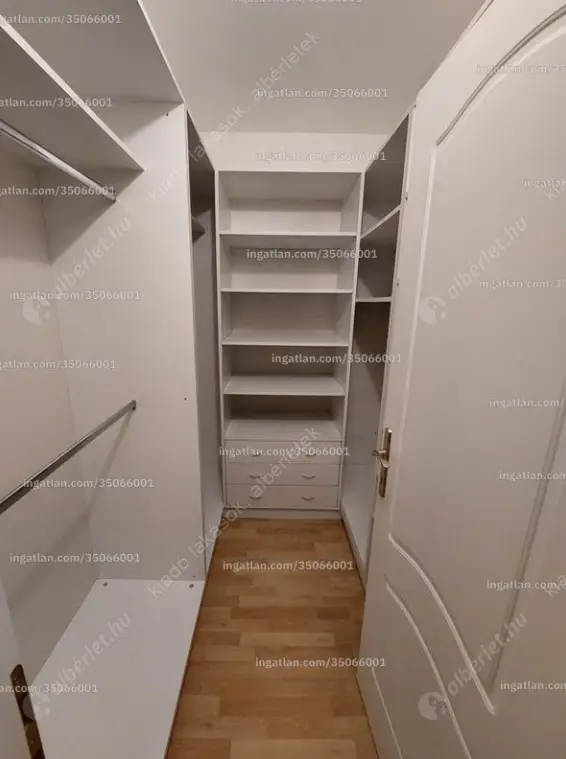 Kiadó albérlet 320000 Ft/hó áron: Budapest, V. kerület  József nádor tér. Mérete: 59 nm, 2 szobás | Alberlet.hu - 6626054