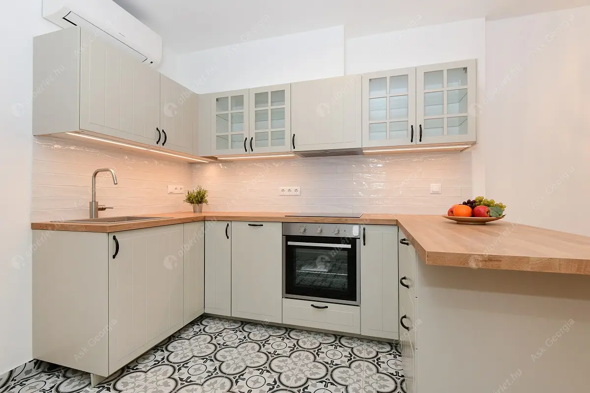 Kiadó albérlet 400000 Ft/hó áron: Budapest, V. kerület  József nádor tér. Mérete: 59 nm, 2 szobás | Alberlet.hu - 6628229